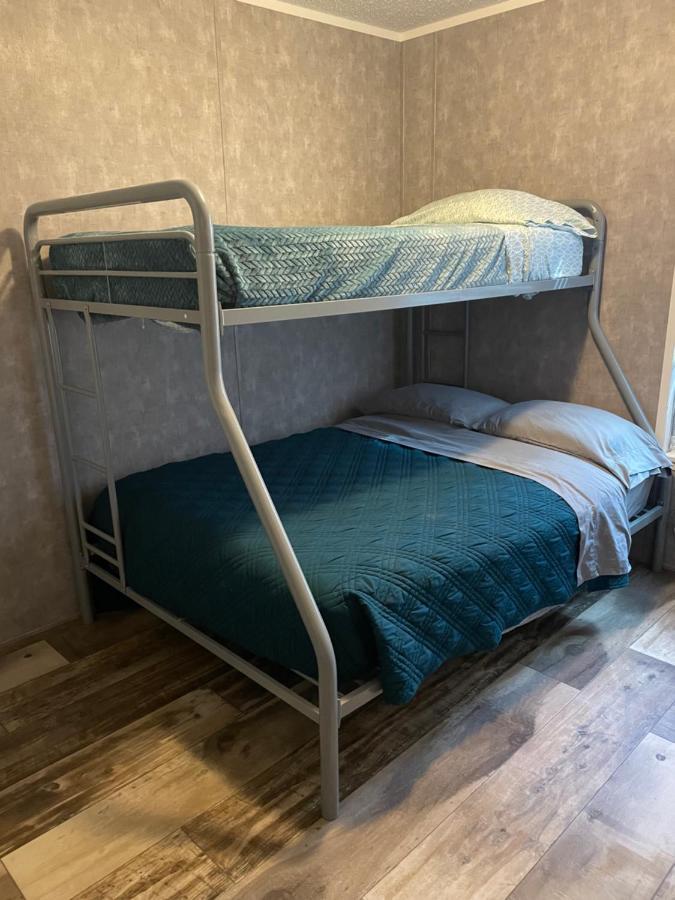 מרבלהד Lake Point Motel מראה חיצוני תמונה